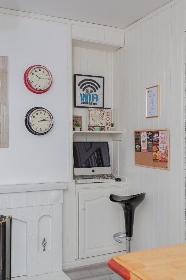 Villa Windsor House Londonderry Esterno foto