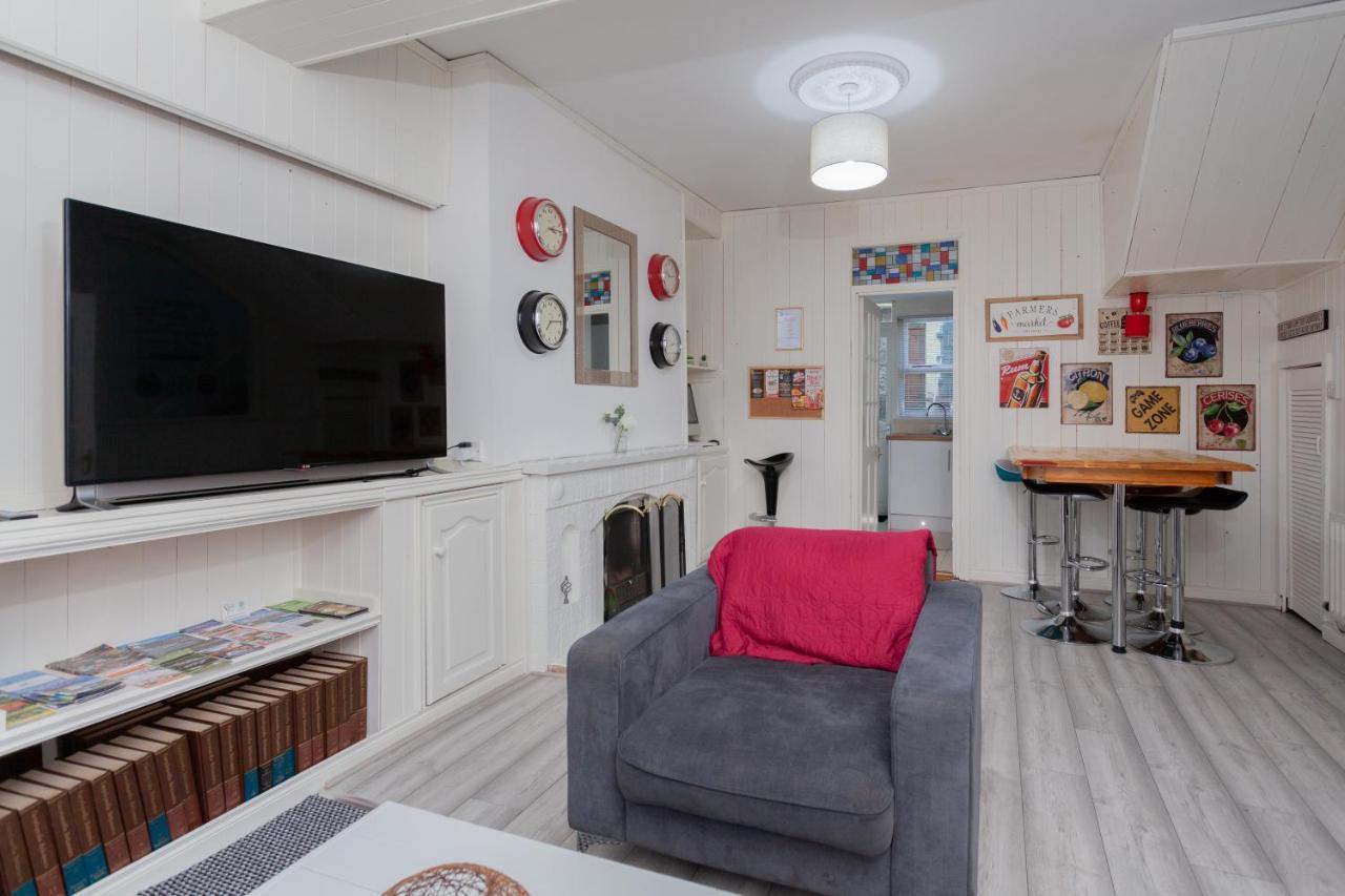 Villa Windsor House Londonderry Esterno foto
